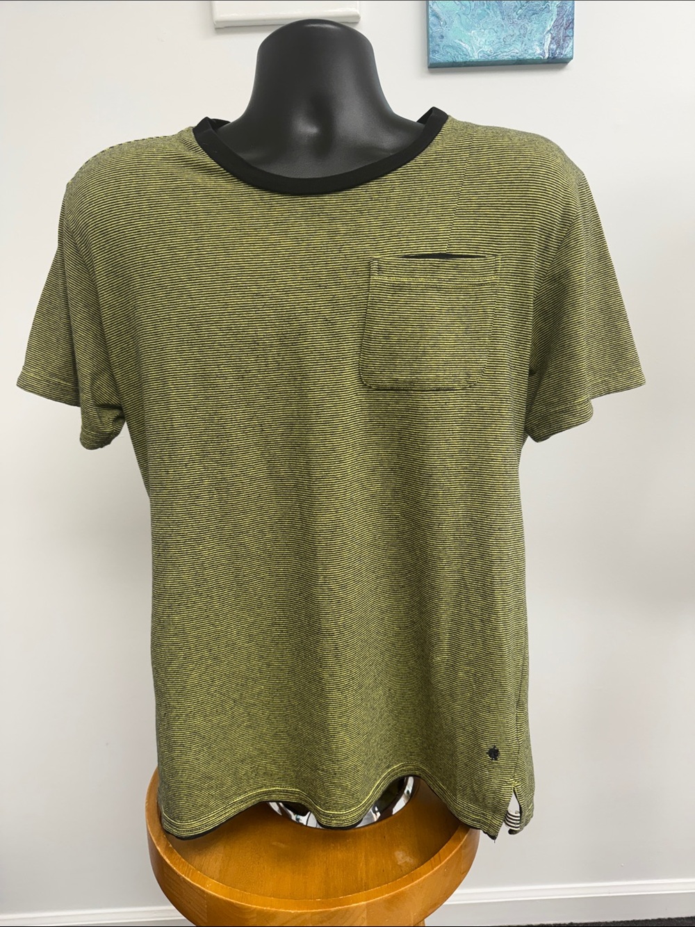Men's Olive Green Short-Sleeve Pocket Tee Descendant of Thieves